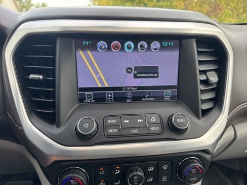 Used 2018 GMC Acadia SLT image 27