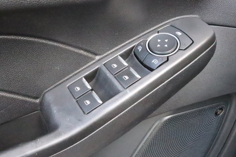 Used 2021 Ford Escape Titanium image 14