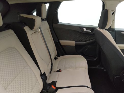 Used 2020 Ford Escape SE image 19