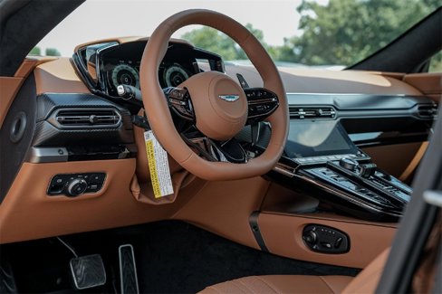 New 2025 Aston Martin V8 Vantage Coupe image 15
