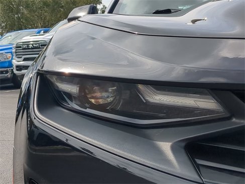 Used 2019 Chevrolet Camaro LT image 10