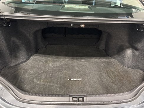 Used 2014 Toyota Camry SE image 24