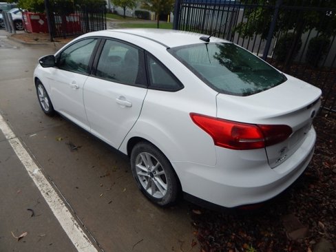 Used 2018 Ford Focus SE image 7