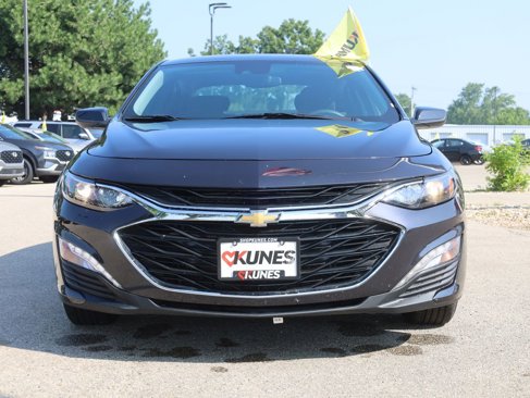 Used 2023 Chevrolet Malibu LT image 3