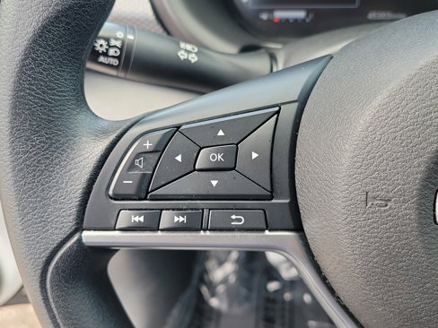Certified 2023 Nissan Kicks SV image 26