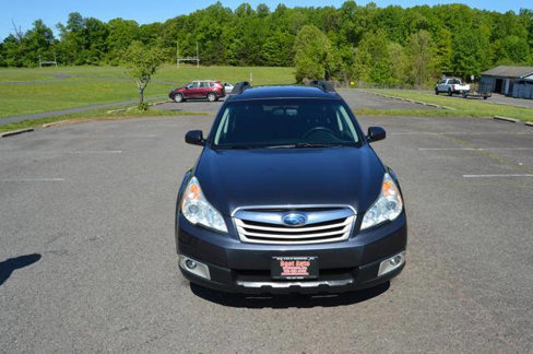 Used 2010 Subaru Outback 2.5i Premium w/ Protection Package 1A image 9