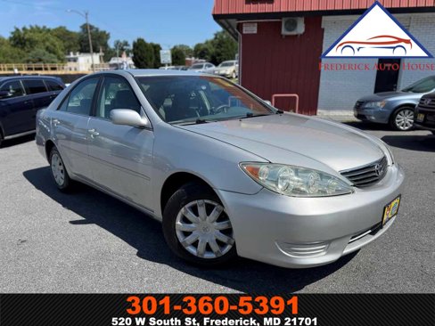 Used 2005 Toyota Camry LE image 1