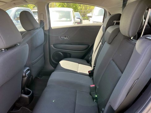 Certified 2022 Honda HR-V LX image 9
