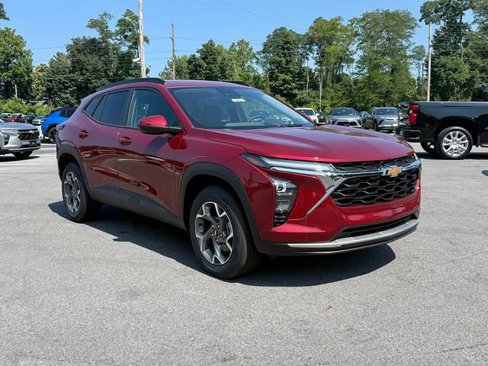 New 2025 Chevrolet Trax LT w/ Driver Confidence Package image 1