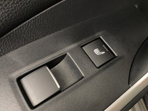 Used 2019 Toyota RAV4 Limited image 24