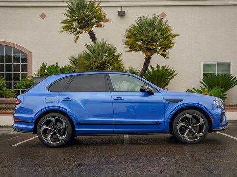 Used 2022 Bentley Bentayga image 34