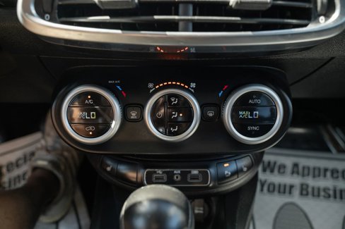 Used 2019 FIAT 500X Trekking image 22