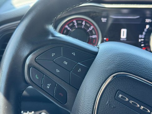 Used 2023 Dodge Challenger SXT image 20