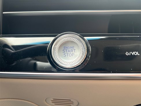 New 2026 Genesis GV70 2.5T Select image 27