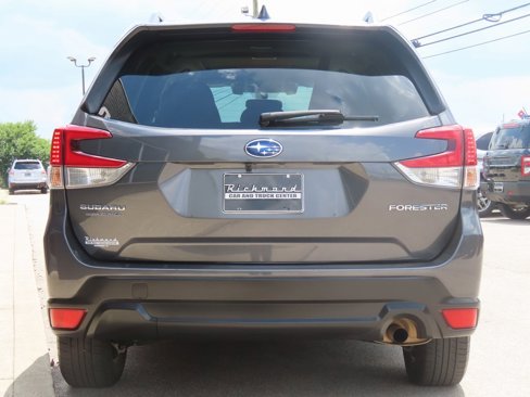 Used 2020 Subaru Forester Premium image 16