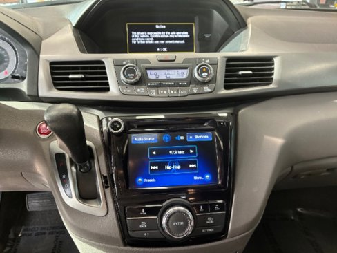 Used 2014 Honda Odyssey EX-L image 17