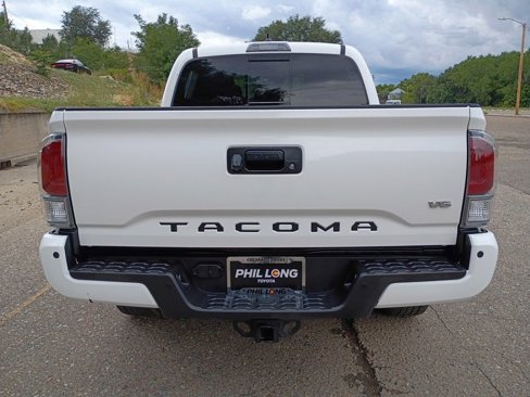 Used 2023 Toyota Tacoma TRD Off-Road image 5