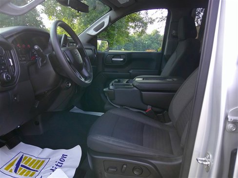 Used 2022 Chevrolet Silverado 1500 Custom Trail Boss w/ LPO, Dark Essentials Package image 10