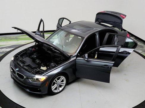 Used 2017 BMW 320i Sedan image 35