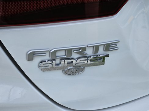 Certified 2023 Kia Forte LXS w/ LXS Technology Package image 11