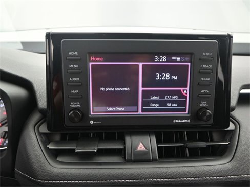 Used 2021 Toyota RAV4 LE image 9
