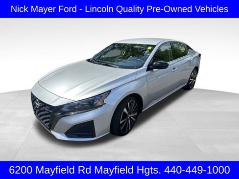 Used 2023 Nissan Altima 2.5 SR image 3