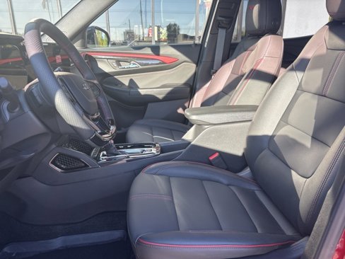 Used 2025 Chevrolet TrailBlazer RS w/ Convenience Package image 5