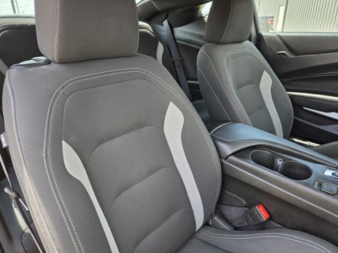 Used 2023 Chevrolet Camaro LT image 28