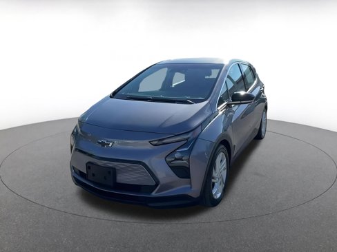 Used 2023 Chevrolet Bolt LT w/ Driver Confidence Package image 7