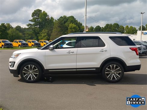 Used 2017 Ford Explorer Platinum image 10