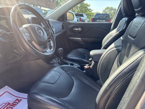 Certified 2021 Jeep Cherokee Limited image 19
