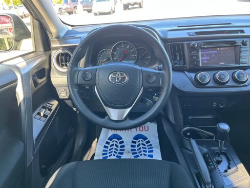 Used 2016 Toyota RAV4 LE image 14