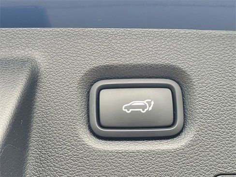 Used 2023 Hyundai Santa Fe SEL w/ Cargo Package image 13