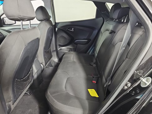 Used 2015 Hyundai Tucson GLS image 12