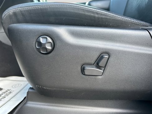 Used 2020 Jeep Grand Cherokee Altitude image 25