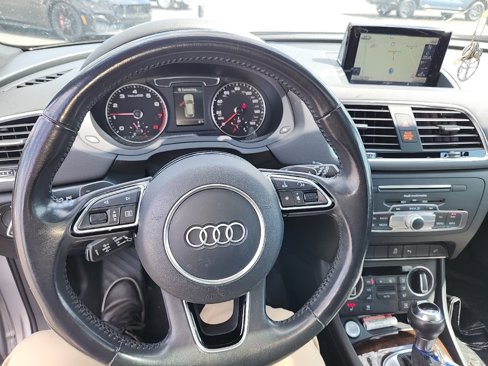 Used 2016 Audi Q3 2.0T Premium Plus w/ Technology Package image 7