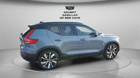 Used 2022 Volvo XC40 P8 Recharge Plus image 10