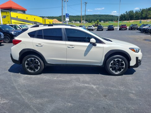 Certified 2021 Subaru Crosstrek 2.0i Premium w/ Moonroof Package image 6