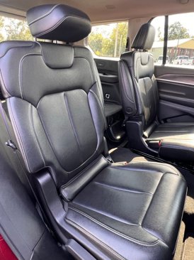 Used 2023 Jeep Grand Cherokee L Limited image 22