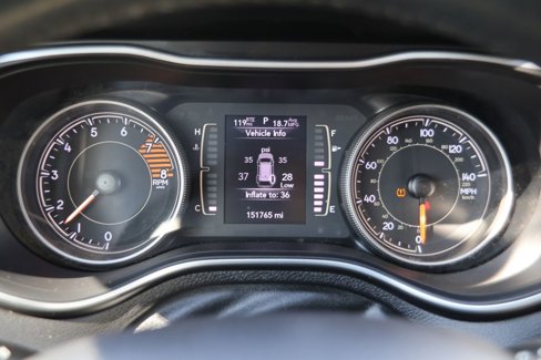 Used 2019 Jeep Cherokee Latitude Plus w/ Cold Weather Group image 12