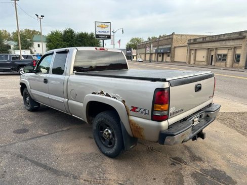 Used 2004 GMC Sierra 1500 SLE w/ Light Duty Power Package image 6