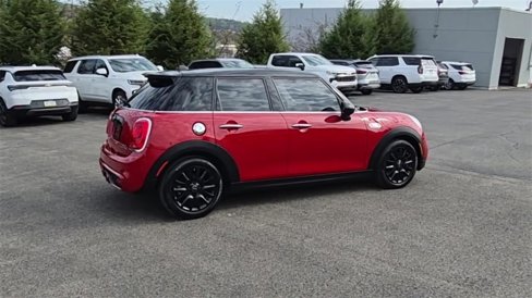Used 2018 MINI Cooper S image 2