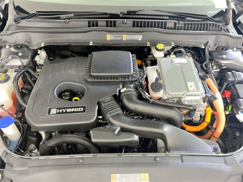 Used 2019 Ford Fusion SE image 16