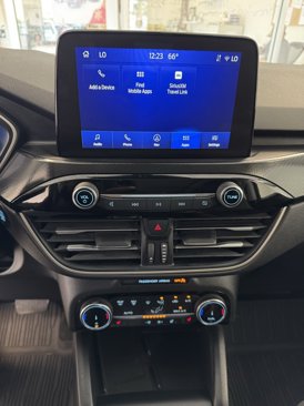 Used 2022 Ford Escape SEL w/ Technology Package image 20
