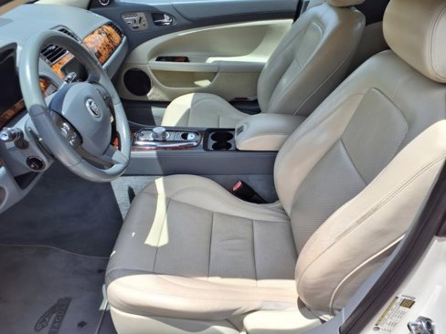 Used 2010 Jaguar XK Convertible image 15