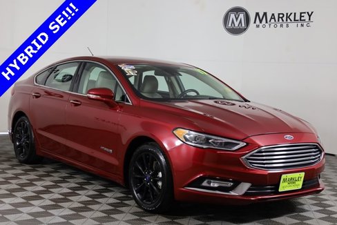 Used 2017 Ford Fusion SE w/ Equipment Group 602A image 1
