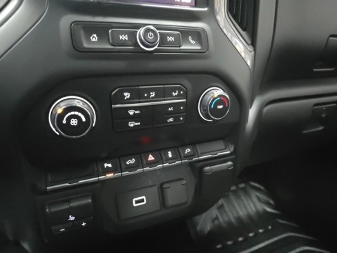 Used 2020 Chevrolet Silverado 2500 W/T w/ WT Safety Package image 18