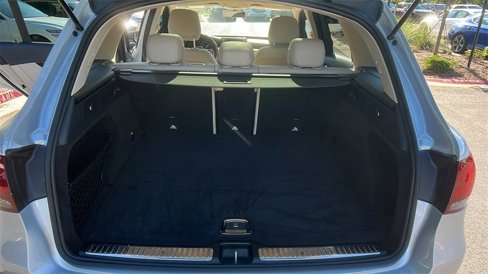 Used 2020 Mercedes-Benz GLC 300 image 11