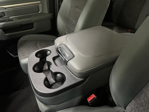 Used 2016 RAM 1500 Big Horn image 30