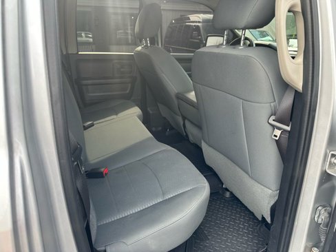 Used 2015 RAM 1500 Express image 11